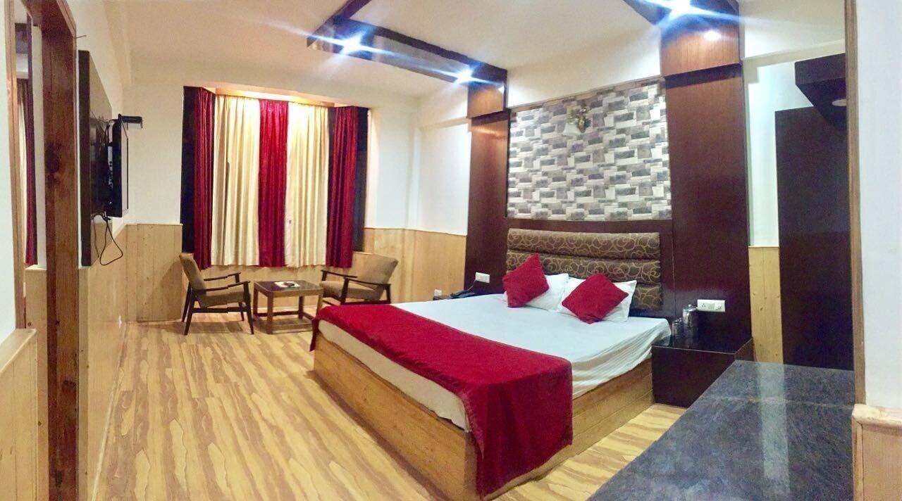 Hotel Devlok Manāli Esterno foto