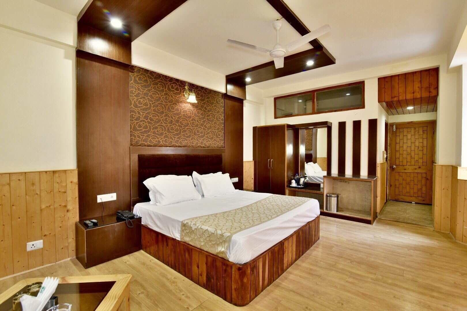 Hotel Devlok Manāli Esterno foto