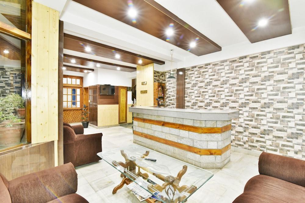 Hotel Devlok Manāli Esterno foto